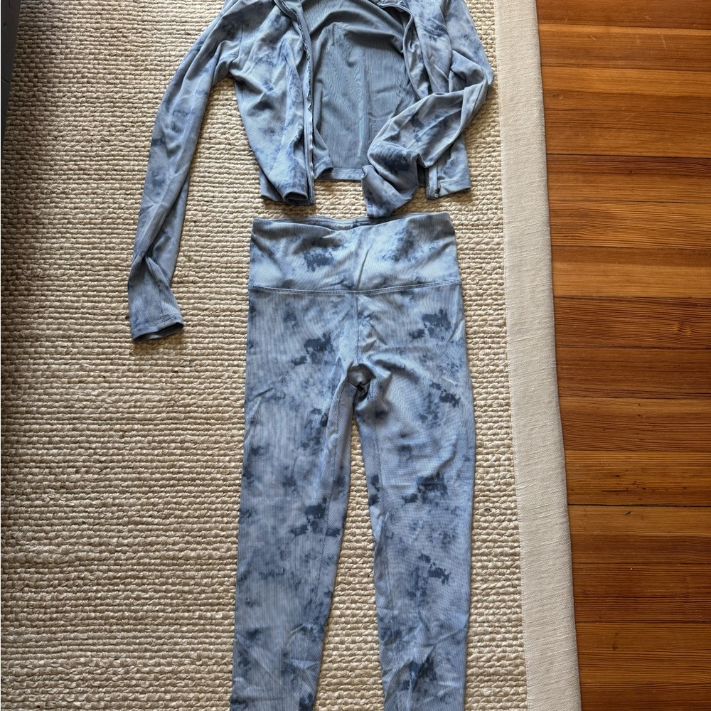 Stylish Blue Leggings Set